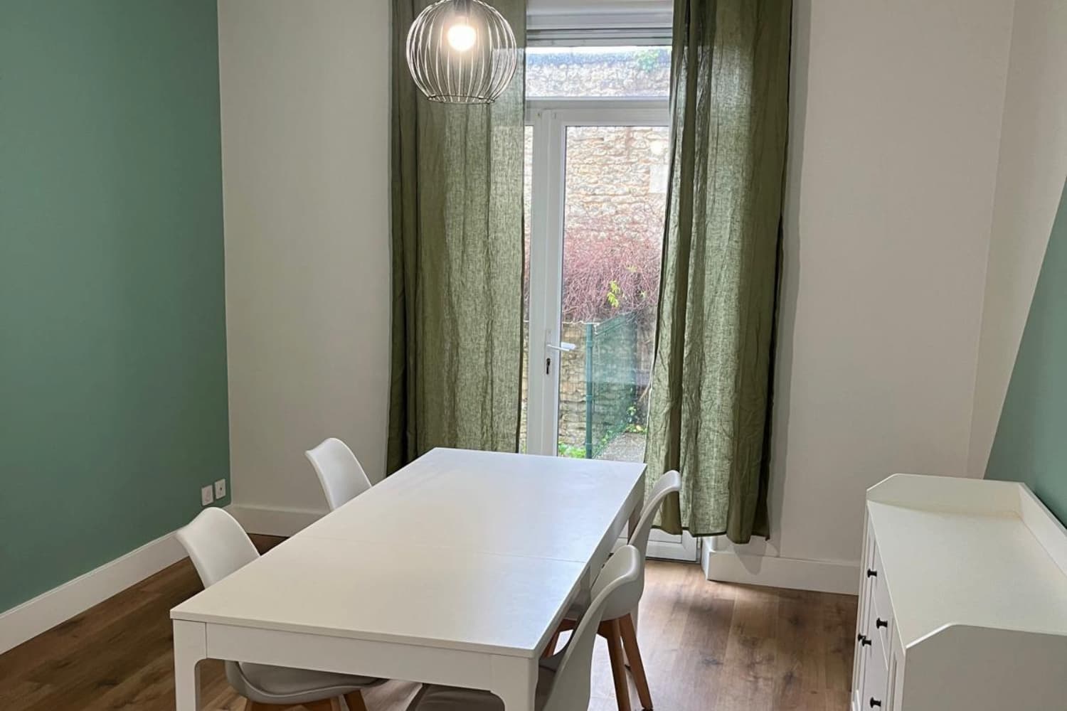 investissement-locatif-niort-catherine-salle-a-manger