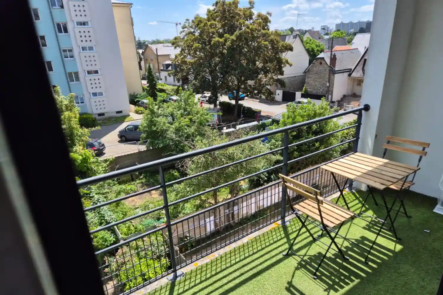 investissement-locatif-benoit-expatrie-exterieur-balcon-jardin